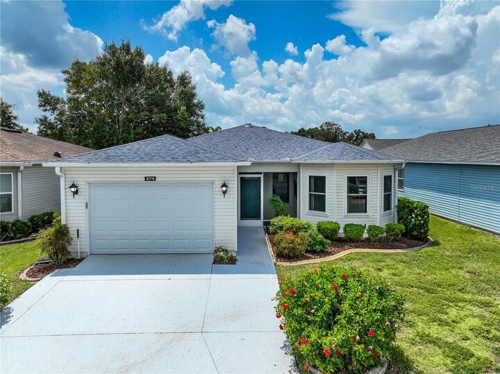 Property Photo: 32716 Westwood Loop FL 34748