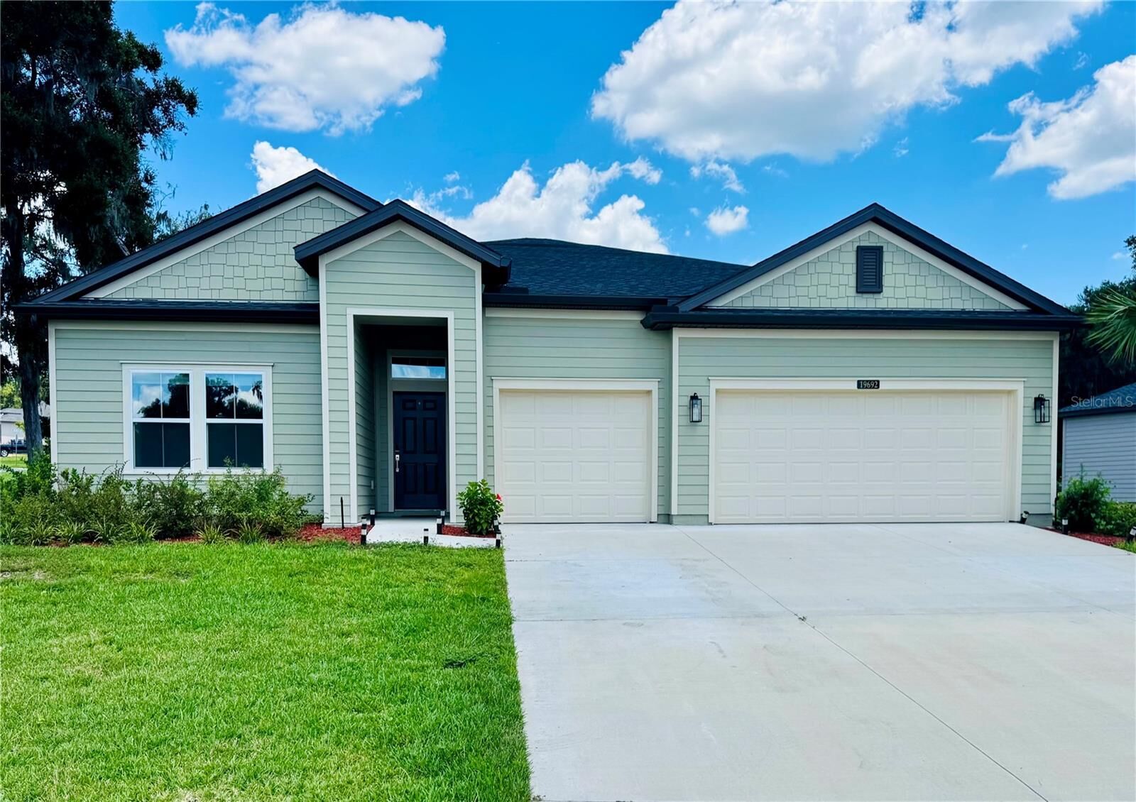 Property Photo:  19692 SW 77th Loop  FL 34432 
