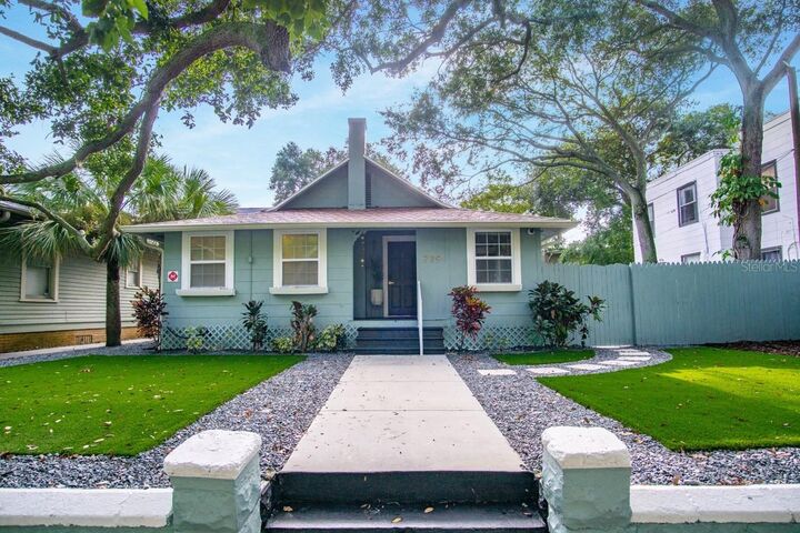 Property Photo: 719 8th Street N FL 33701
