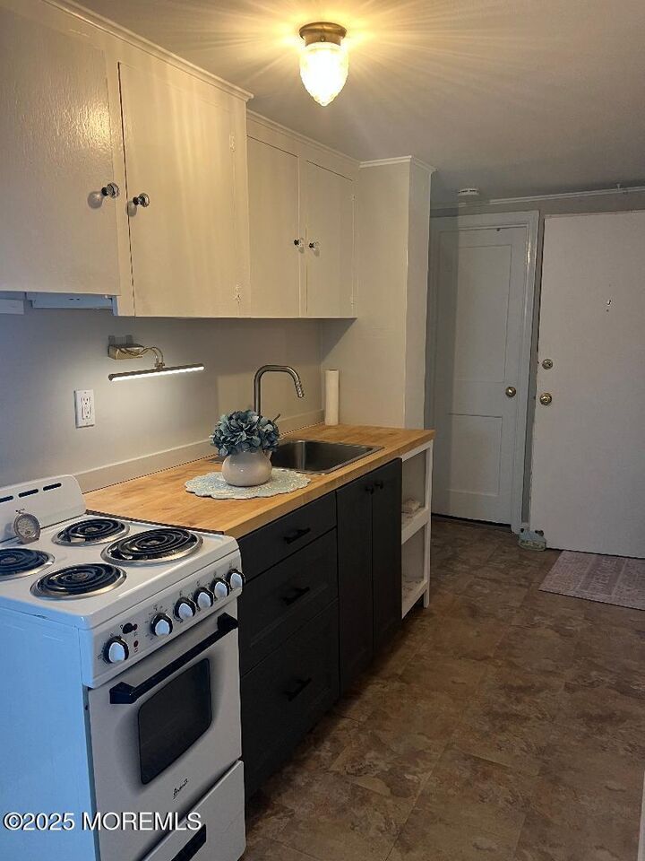 Property Photo:  13 Main Avenue 3  NJ 07756 