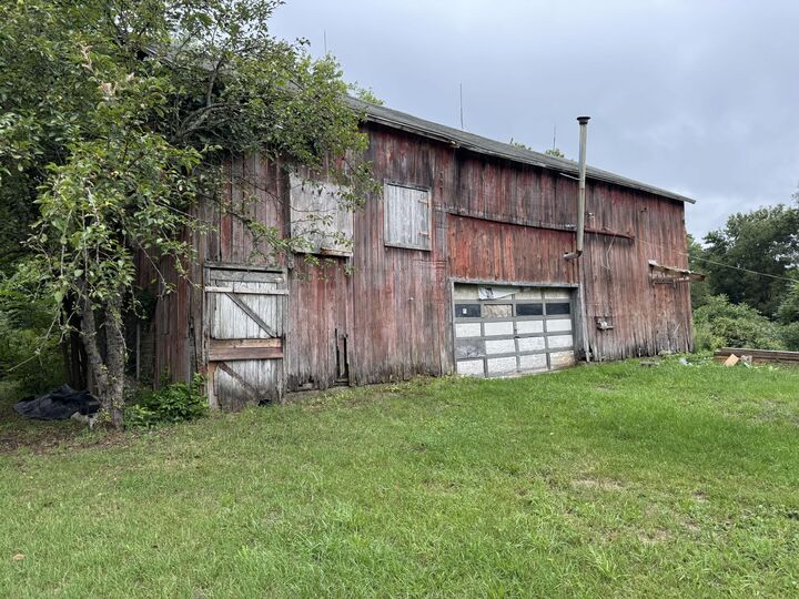 Property Photo: 2724 N US Hwy 31 MI 49120