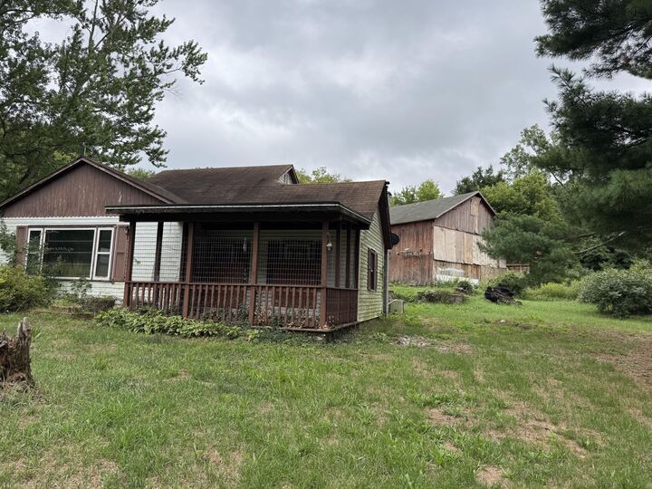 Property Photo:  2724 N US Hwy 31  MI 49120 