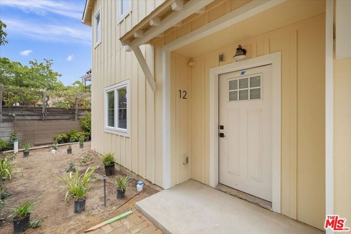 Property Photo: 1317 Punta Gorda 12 CA 93103