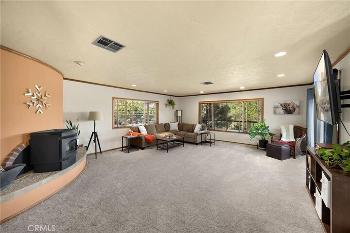 Property Photo:  5495 Summit Drive  CA 92397 