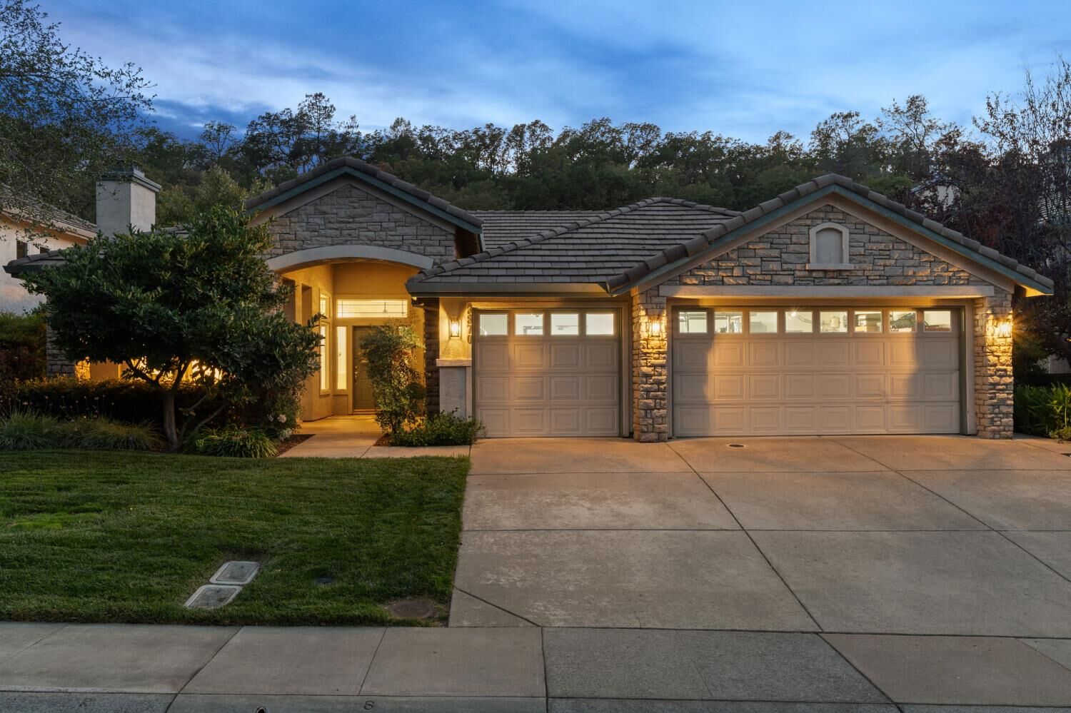 Property Photo:  3870 Meadow Wood Drive  CA 95762 