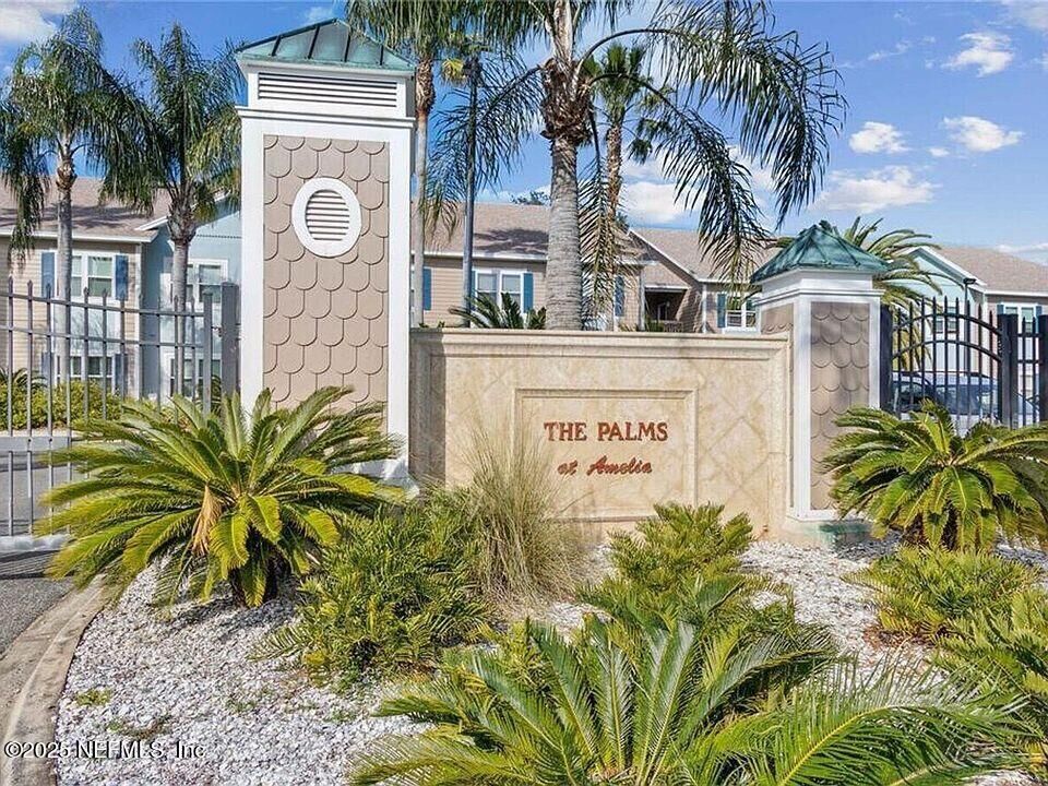 Property Photo:  1601 Nectarine Street F5  FL 32034 
