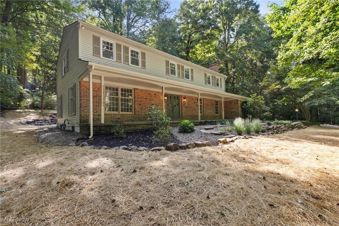 Property Photo: 1386 Briarhill Drive OH 44333