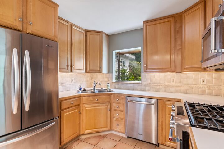 Property Photo: 14 Linden Terrace VT 05401