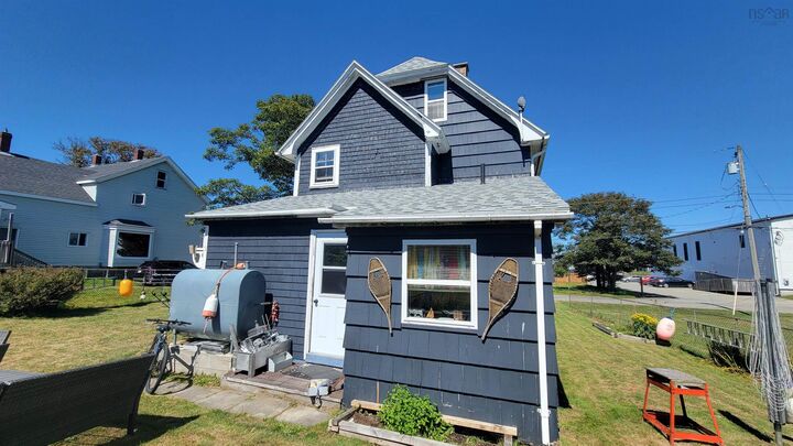 7 Butler Street — photo 1