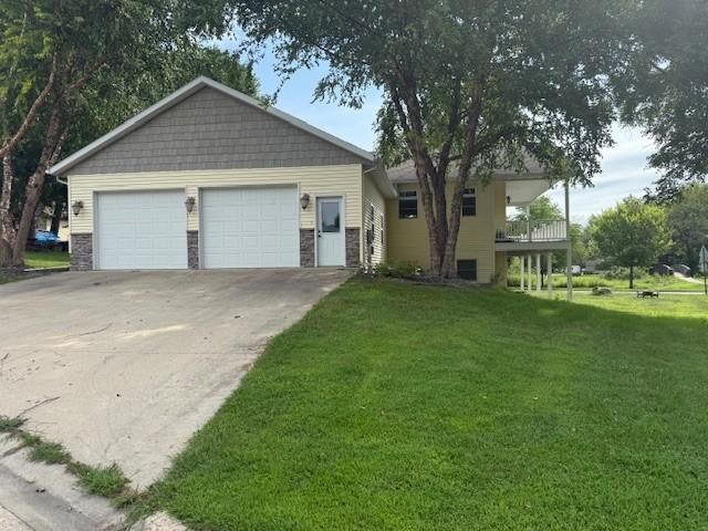 Property Photo: 709 Blackmer Avenue MN 56007