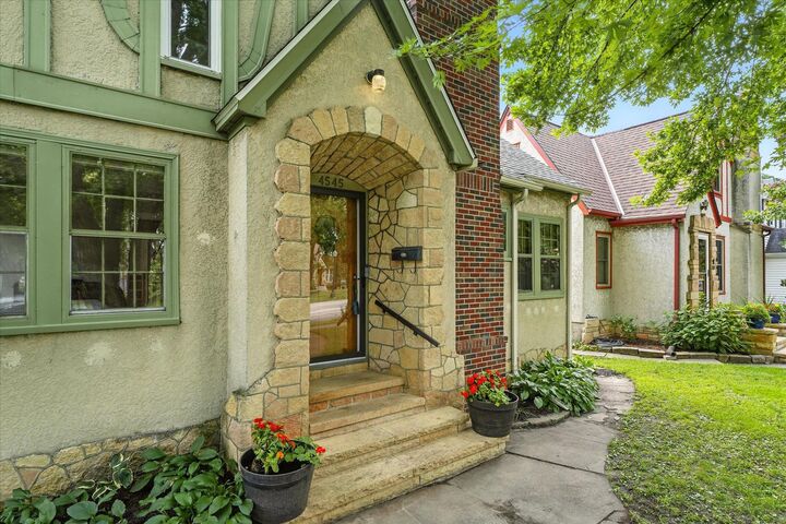 Property Photo: 4545 Park Avenue MN 55407