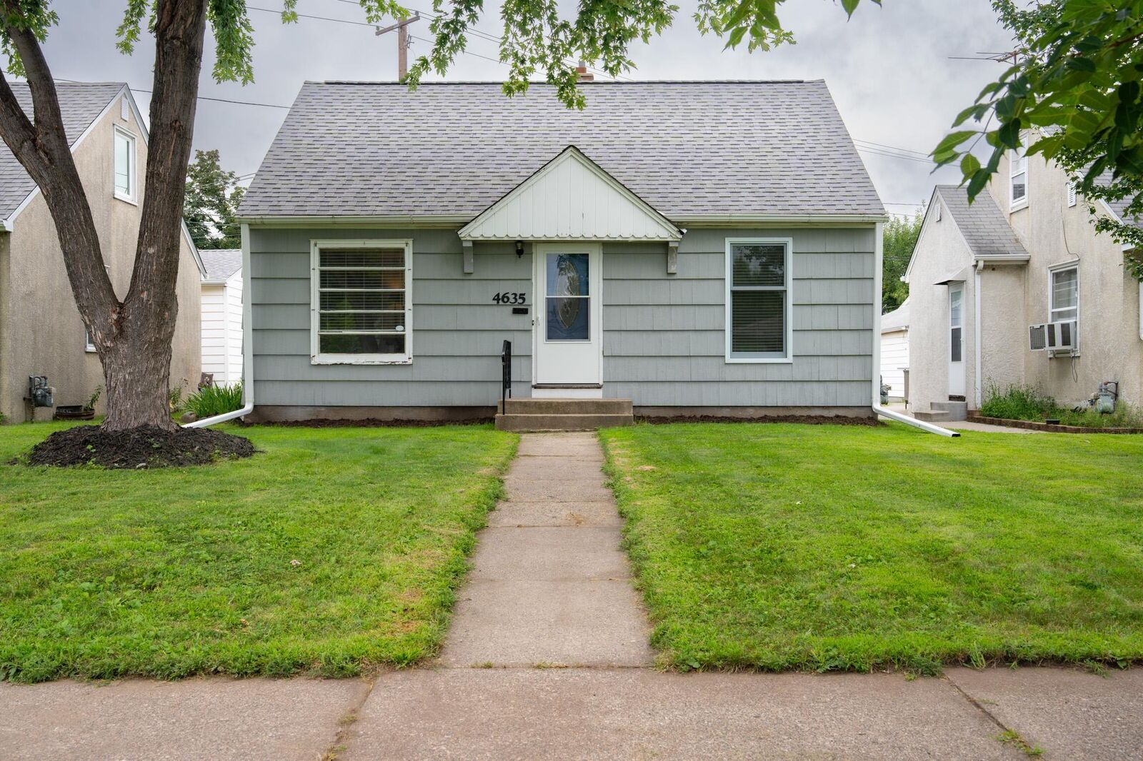 Property Photo: 4635 Thomas Avenue N MN 55412