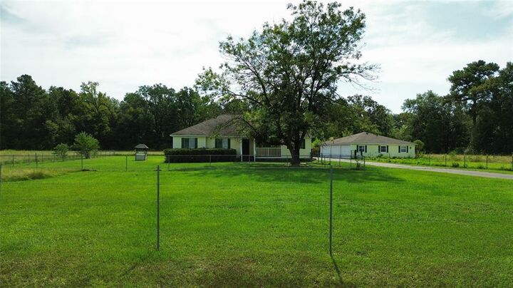 Property Photo: 5905 Highway 175 LA 71027