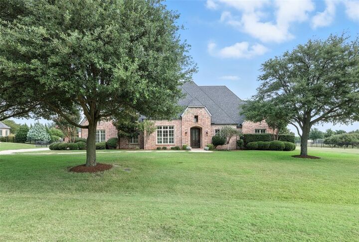 Property Photo: 2821 Vista View Lane TX 75078