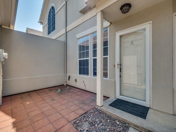 Photo de la propriété: 8016 Ederville Circle TX 76120