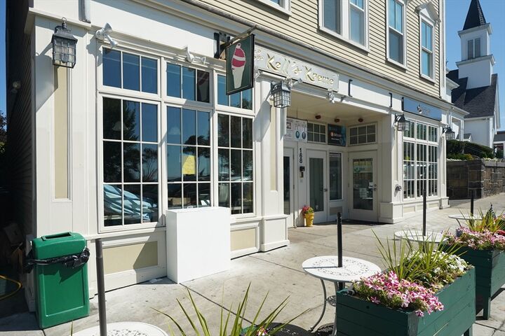 Property Photo:  168 Humphrey St 2  MA 01907 