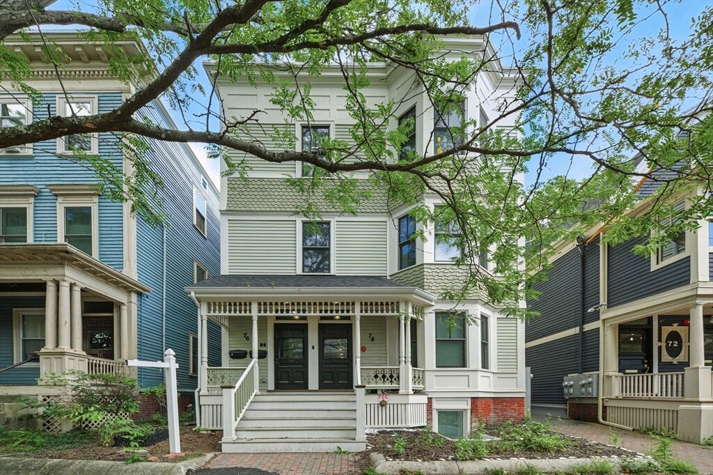 Property Photo:  74-76 Dana St 2  MA 02138 