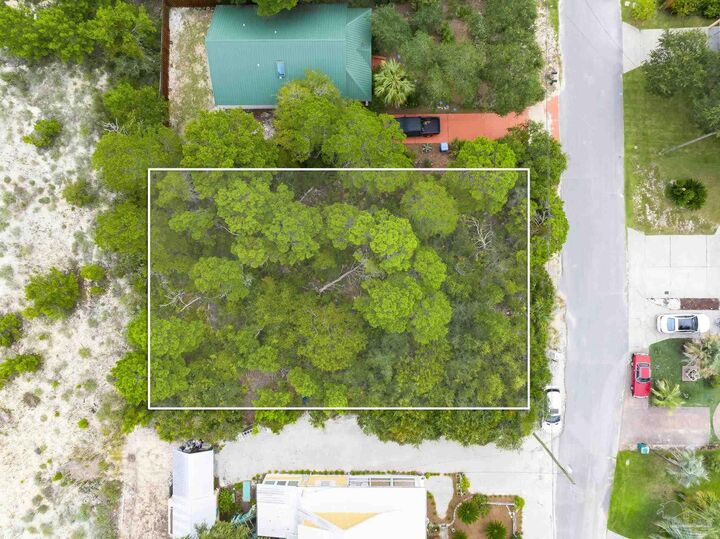 Property Photo: 21522 Marlin Ave FL 32413