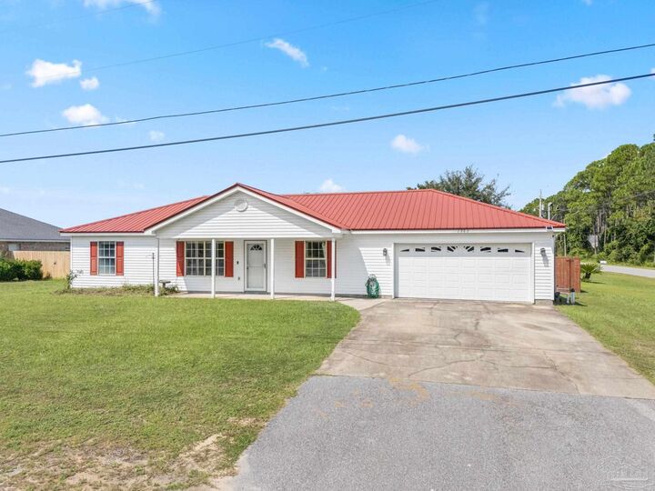 Property Photo: 1963 Salamanca St FL 32566