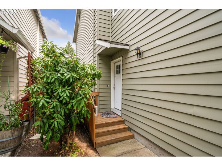 Property Photo: 7829 NE 24th Ct WA 98665