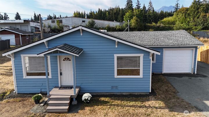 Property Photo: 2340 E Pioneer WA 98362
