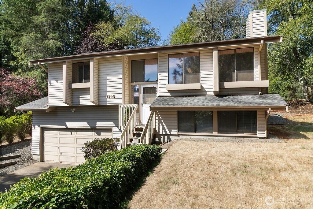 Property Photo:  5849 NE Olive Ave  NE  WA 98311 
