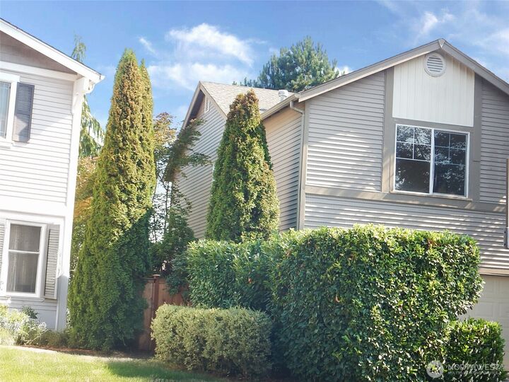 Property Photo: 14483 Ramblewood Road SE WA 98272