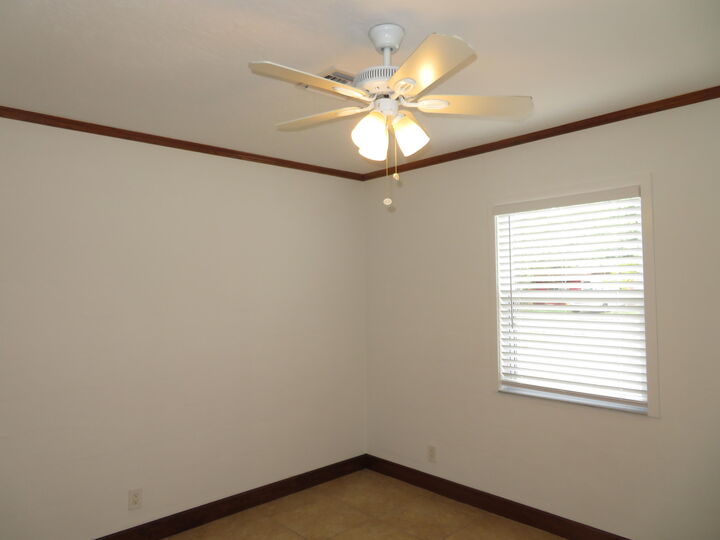 Property Photo: 340 Fleming Avenue B FL 33463