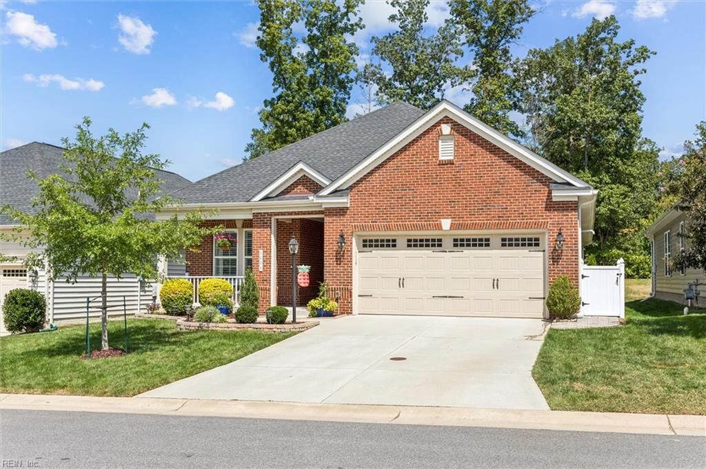 Property Photo:  4404 Harrington Commons  VA 23188 