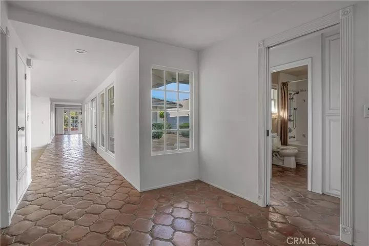 Property Photo:  1575 La Venta Drive  CA 91361