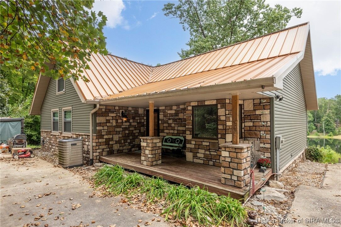 Property Photo:  1104 Seatick Road  IN 47163 