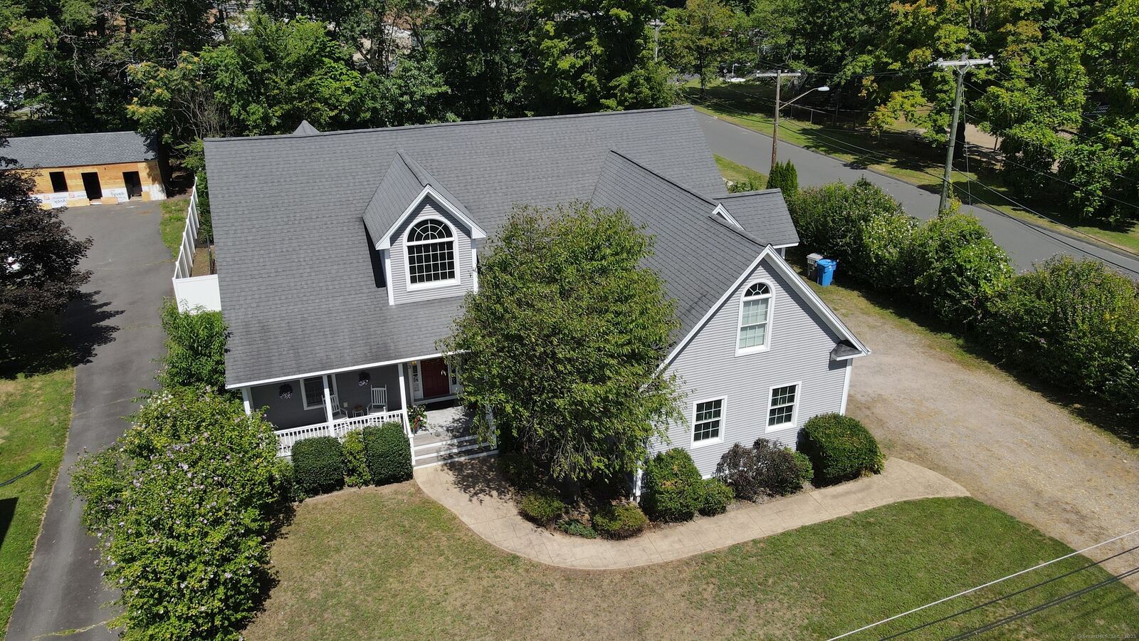 Property Photo:  73 Grove Avenue  CT 06010 