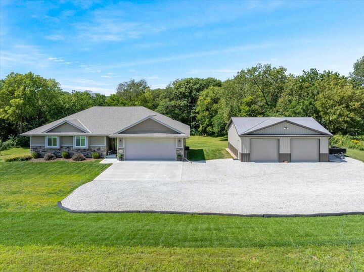 63004 250th  Street  Glenwood IA 51534 photo