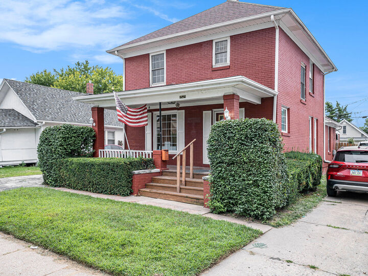 Property Photo: 2525 Ave D IA 51501