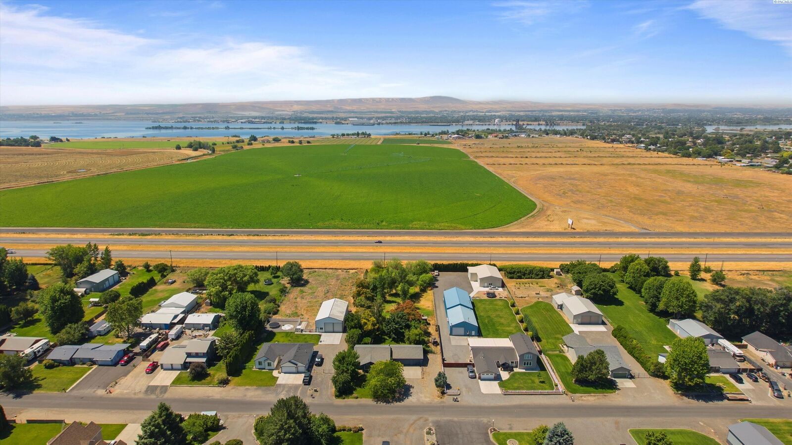 Property Photo: 494 Edith St WA 99323