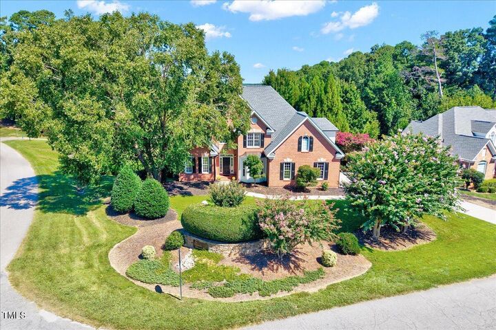 Property Photo:  5401 Greensflag Lane  NC 27526 