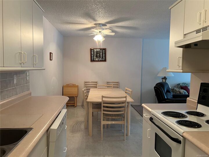 Property Photo: 651 Maquinna Dr N 216 BC V0P 1X0