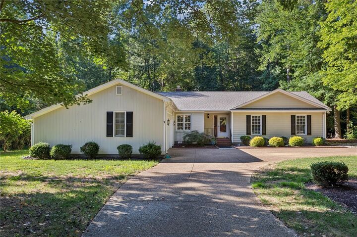 129 Peyton Road  Williamsburg VA 23188 photo