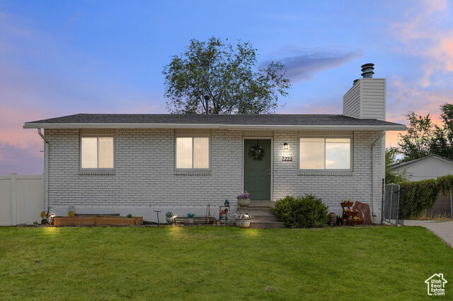 Property Photo: 7223 W Gardenia Ave S UT 84044