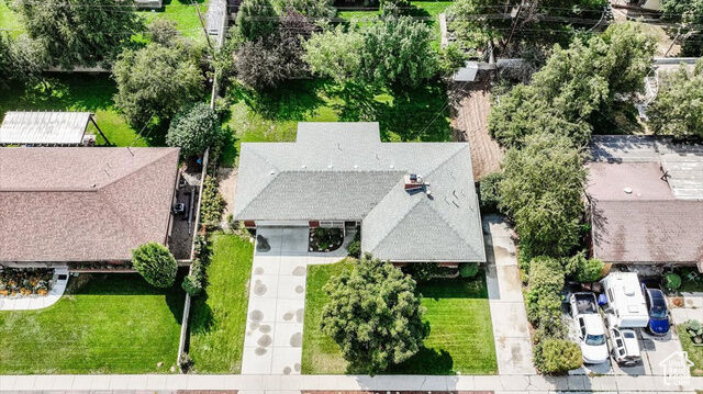 Property Photo:  6888 S 500 E  UT 84047 