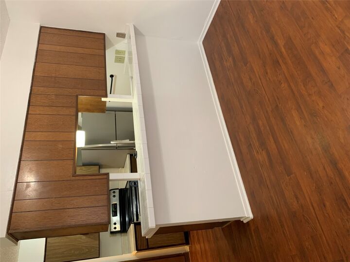 Property Photo: 8112 Sonnet Avenue 102 TX 78759