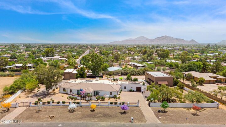 6831 E Paradise Drive  Scottsdale AZ 85254 photo
