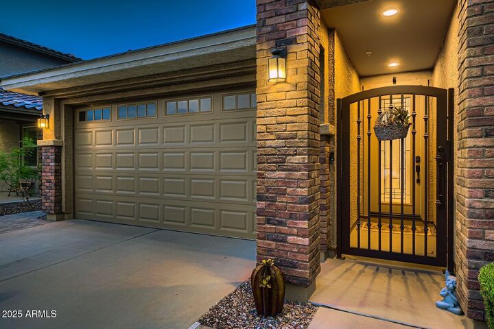 Property Photo: 29826 N 115th Glen AZ 85383