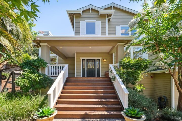 Property Photo: 209 Linden Lane CA 94901