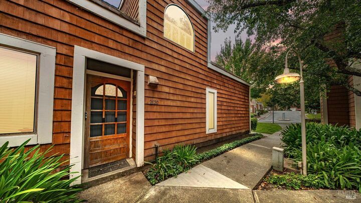 Property Photo:  2520 Lakeview Drive  CA 95405 