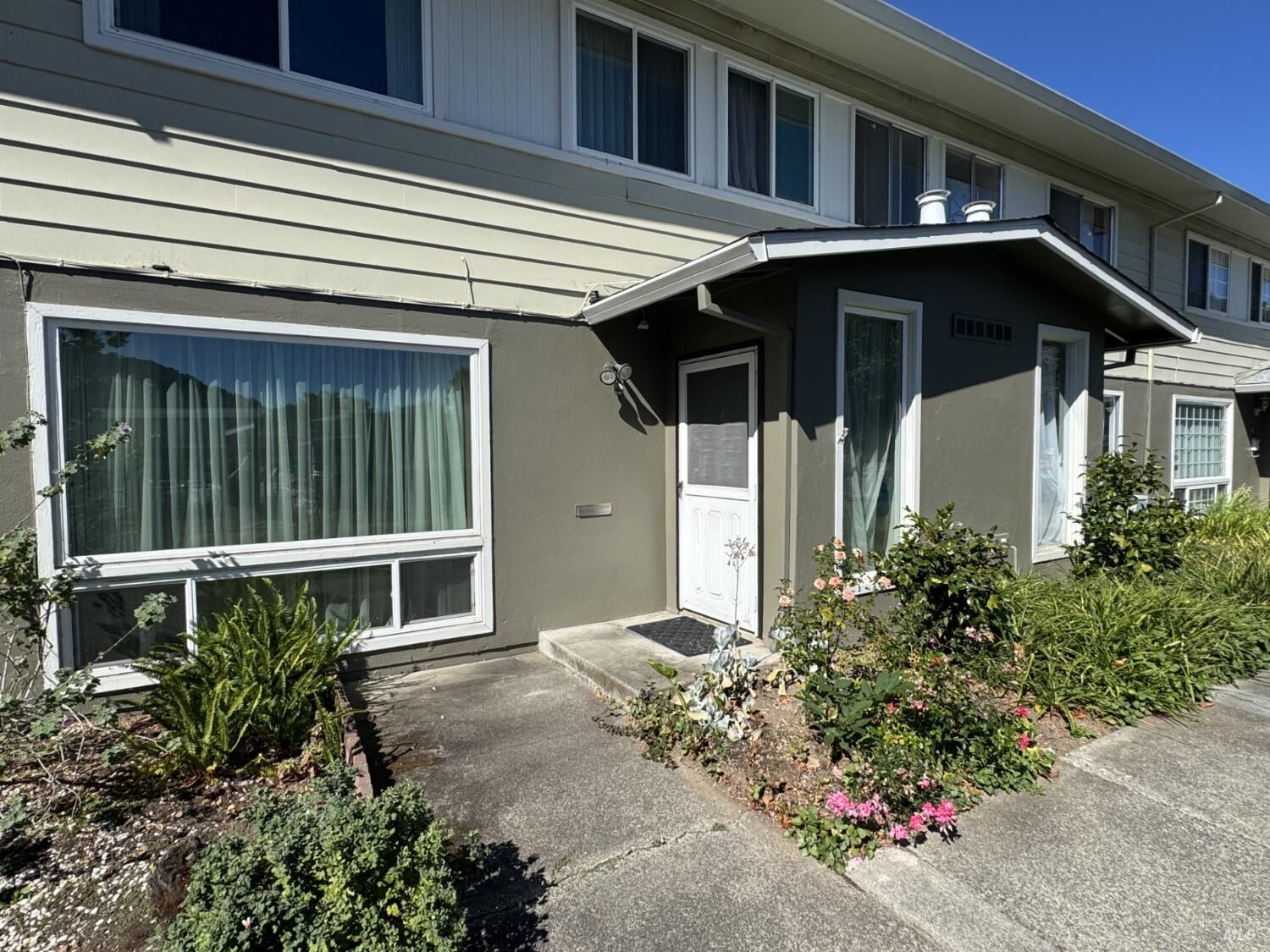 Property Photo: 1028 E Los Gamos Road CA 94903