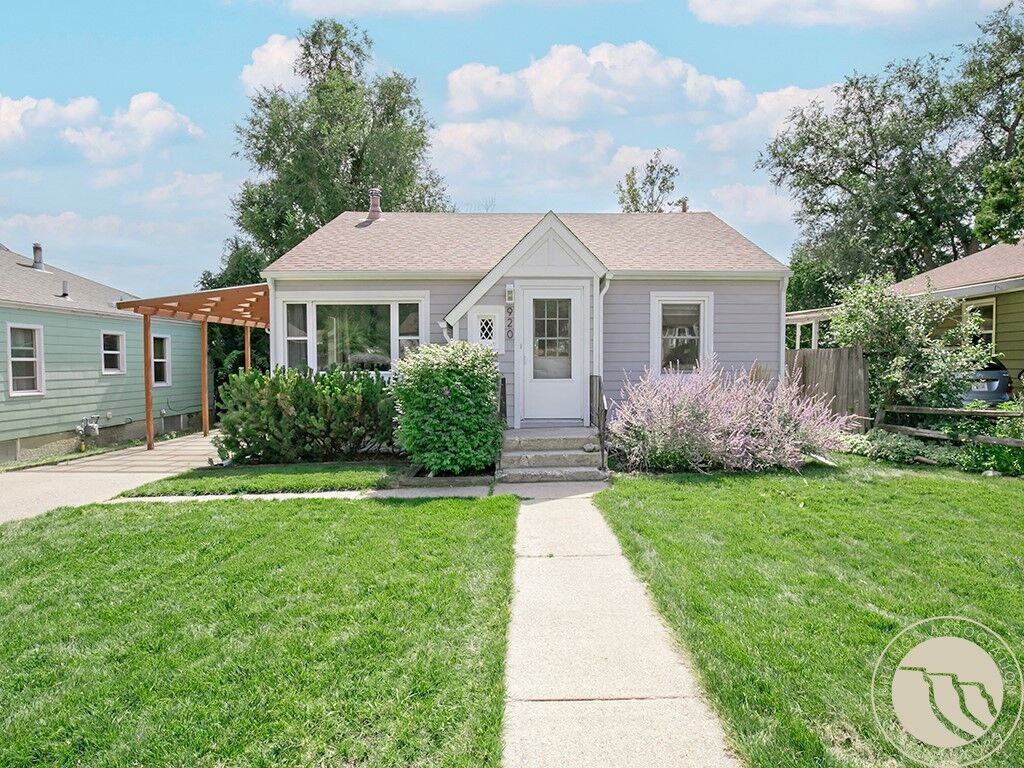 Property Photo: 920 Yale Ave MT 59102