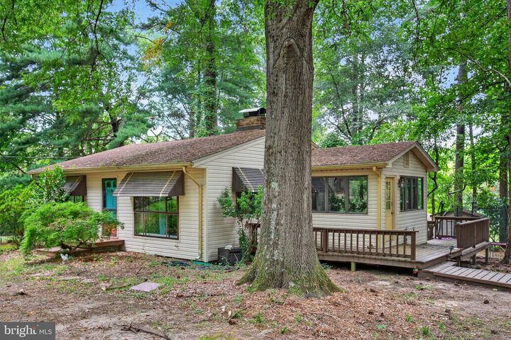 Property Photo: 141 Poland Street VA 22520