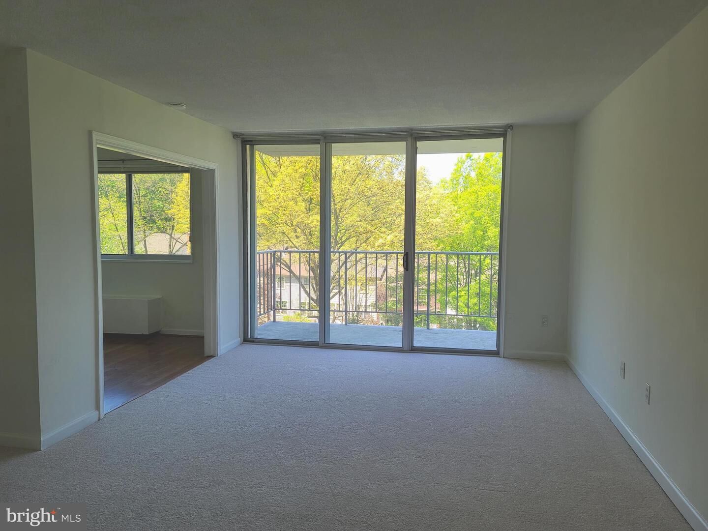 Property Photo: 2059 Huntington Avenue 608 VA 22303