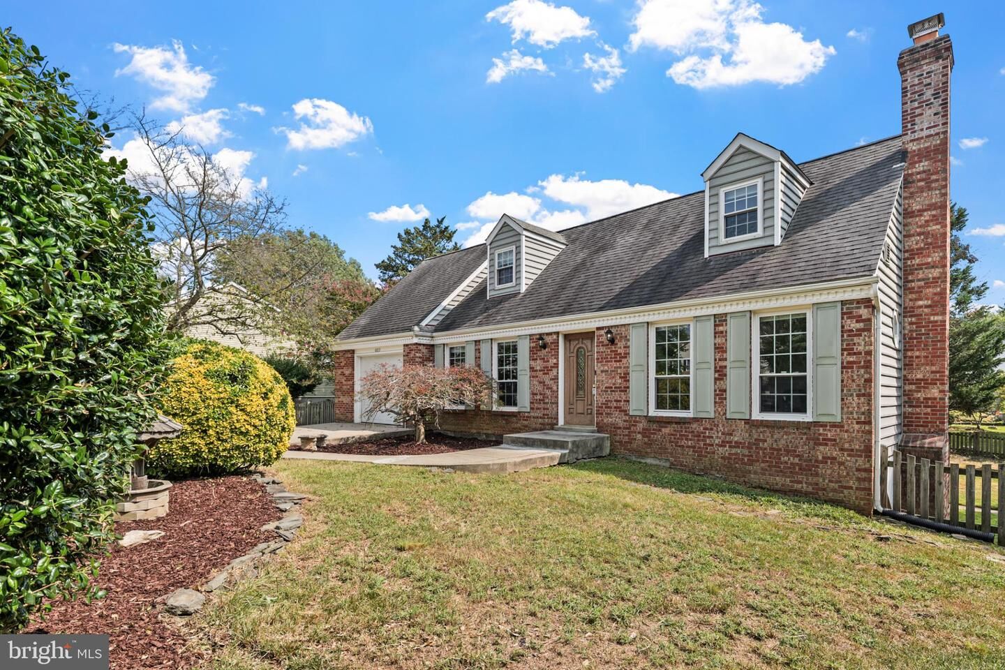 Property Photo: 6013 Pepco Court VA 22193